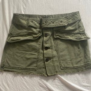 Green cargo Free People belted, button-up mini skirt size 6